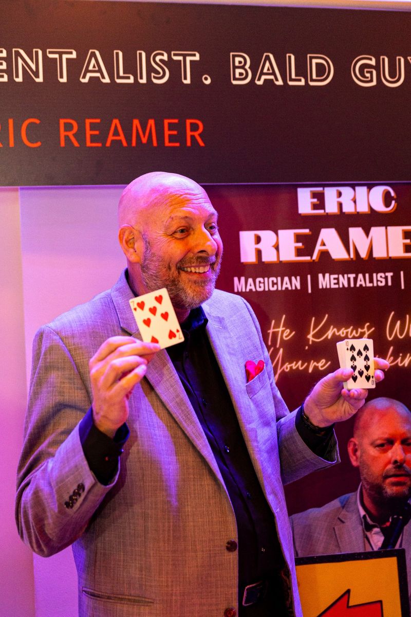 Eric Reamer - Magician-Mentalist-Bald Guy